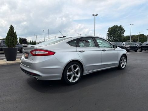 Used 2014 Ford Fusion SE FWD image 7