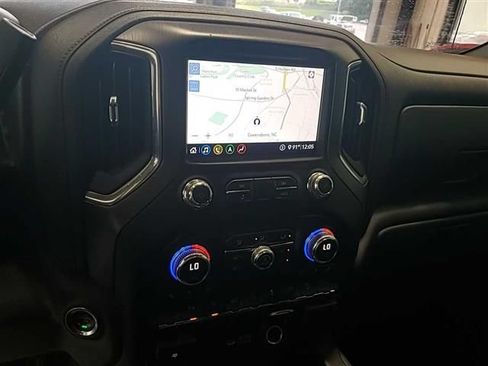 Used 2020 GMC Sierra 1500 AT4 w/ AT4 Premium Package AWD/4WD image 8