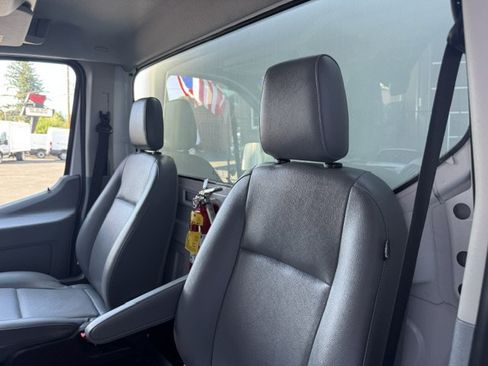 Used 2019 Ford Transit 350 156 DRW RWD image 17