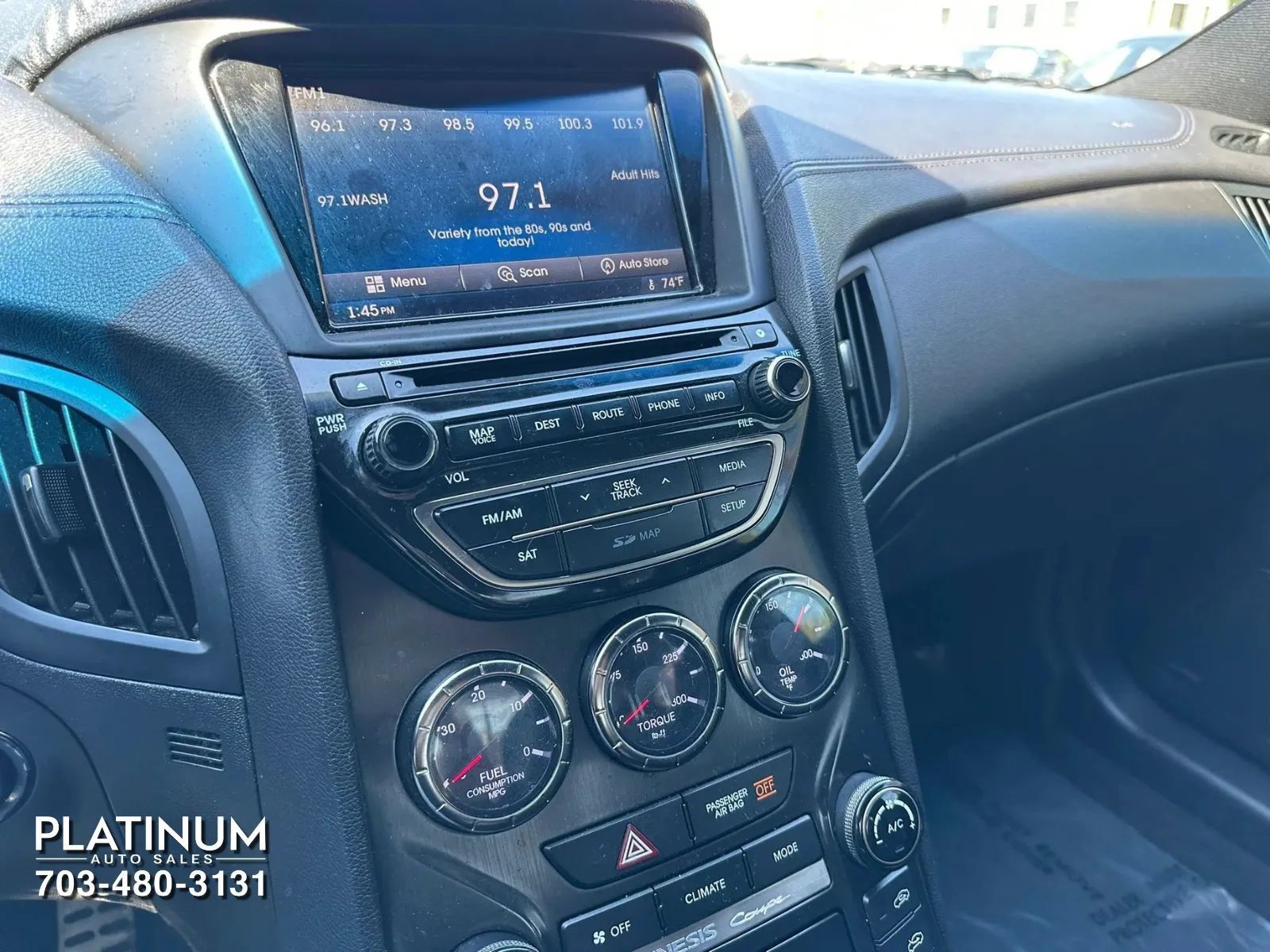 Used 2015 Hyundai Genesis 3.8 RWD image 11