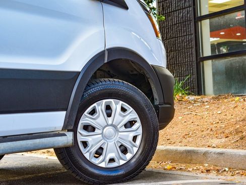 Used 2023 Ford Transit 250 Low Roof w/ Exterior Upgrade Package image 19