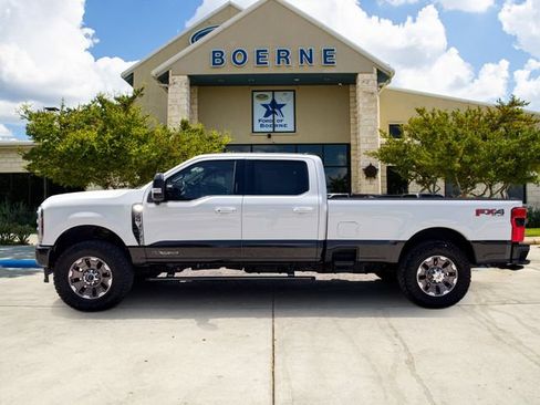 Used 2024 Ford F350 King Ranch AWD/4WD image 2