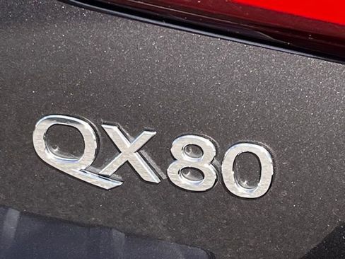 Certified 2022 INFINITI QX80 Luxe w/ All-Season Package image 32