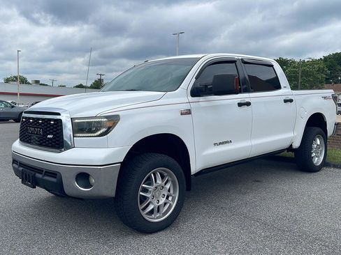 Used 2011 Toyota Tundra 4x4 CrewMax w/ TRD Off-Road Pkg image 3