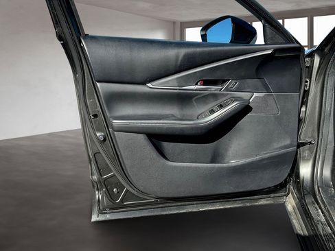 Used 2024 MAZDA CX-30 AWD 2.5 S w/ Select Sport Pkg image 20