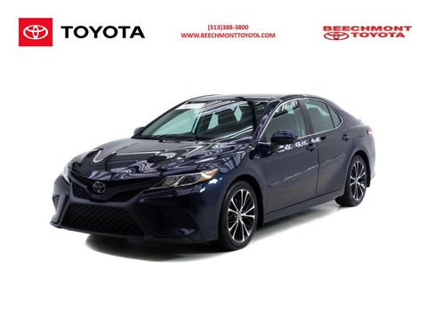 Certified 2020 Toyota Camry SE FWD image 1