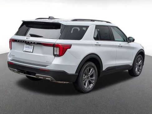 New 2026 Ford Explorer Active image 3