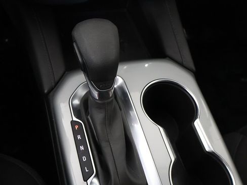 Used 2022 Chevrolet Blazer LT image 39