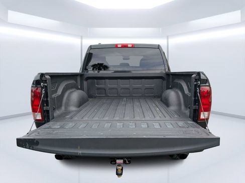 Used 2019 RAM 1500 Express w/ Express Value Package AWD/4WD image 12