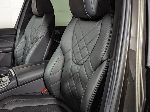 Certified 2024 BMW X5 xDrive40i w/ M Sport Package image 20