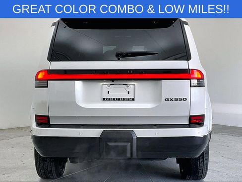 Used 2024 Lexus GX 550 w/ Cold Area Package image 7