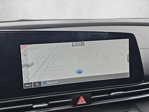 Used 2024 Hyundai Elantra SEL image 25