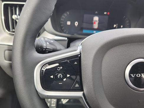 New 2026 Volvo XC60 B5 Ultra w/ Climate Package image 16