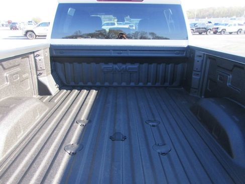 New 2026 GMC Sierra 2500 SLT image 7