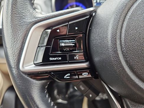 Used 2018 Subaru Outback 2.5i Limited image 11