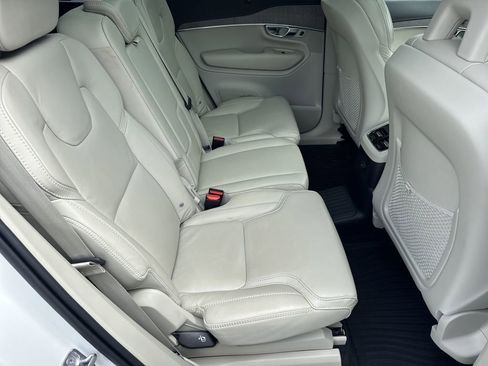 Used 2022 Volvo XC90 T8 Inscription w/ Advanced Package AWD/4WD image 15