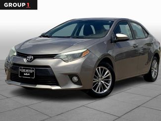 Used 2015 Toyota Corolla LE FWD video 1