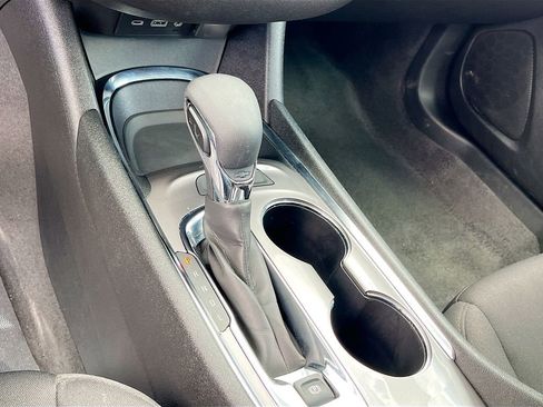 Used 2024 Chevrolet Malibu LT image 17