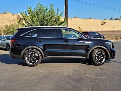 New 2026 Kia Sorento S