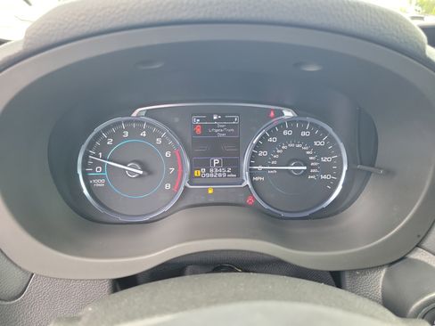 Used 2017 Subaru Forester 2.5i Touring AWD/4WD image 25
