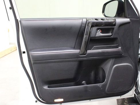 Used 2023 Toyota 4Runner TRD Off-Road Premium image 16