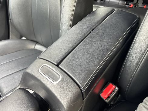 Used 2023 Mercedes-Benz GLB 250 4MATIC image 71