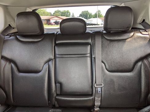 Used 2018 Jeep Compass Trailhawk w/ Leather Interior Group AWD/4WD image 18