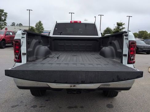 New 2026 RAM 2500 Tradesman w/ Chrome Appearance Group AWD/4WD image 13