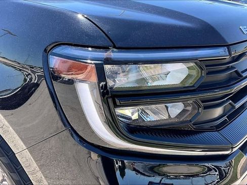 Used 2025 Ford Expedition Active RWD image 27