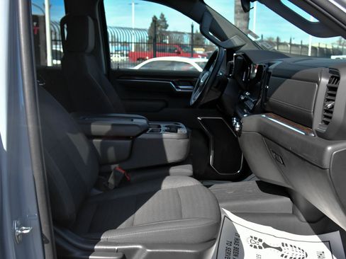 Used 2024 GMC Sierra 1500 Elevation w/ LPO, Elevation Black Package image 45