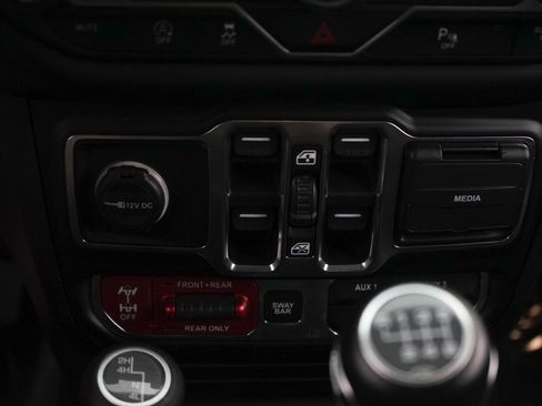 Used 2020 Jeep Wrangler Unlimited Rubicon w/ LED Lighting Group image 16