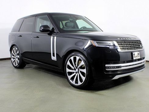 Used 2025 Land Rover Range Rover Autobiography image 9