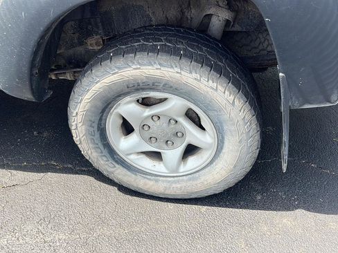 Used 2007 Toyota Tacoma 4x4 Regular Cab image 23