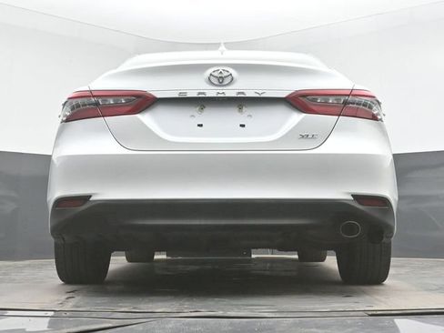 Used 2022 Toyota Camry XLE FWD image 44