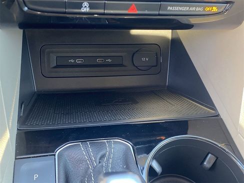 Certified 2023 Volkswagen Atlas SEL Premium image 26