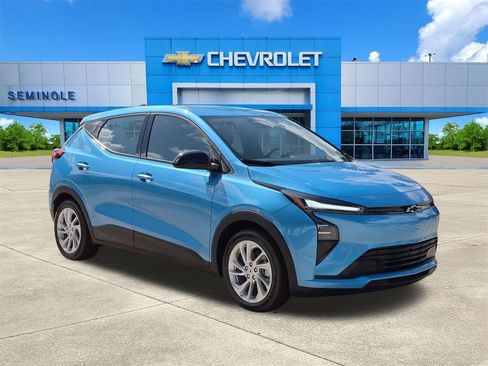 New 2027 Chevrolet Bolt LT FWD image 1