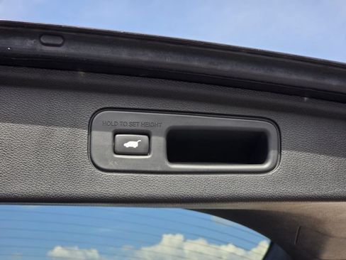 Used 2021 Honda Odyssey Elite image 36