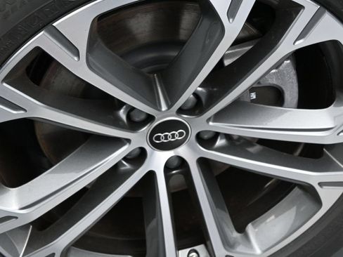 New 2026 Audi Q7 2.0T Premium AWD/4WD image 22