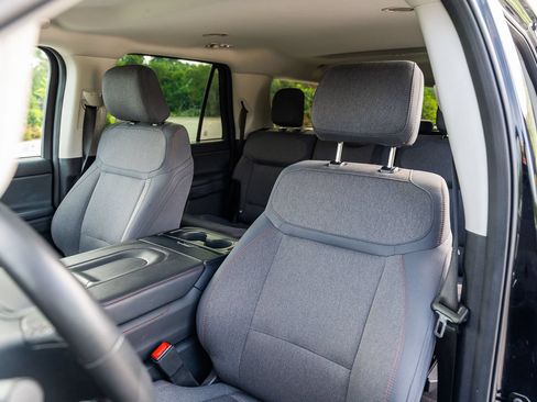 Used 2025 Ford Expedition Max Active RWD image 20