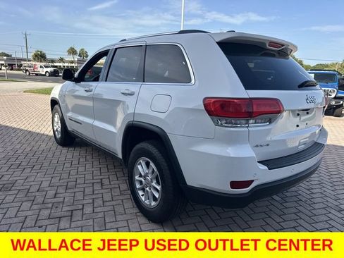 Used 2019 Jeep Grand Cherokee Laredo AWD/4WD image 12