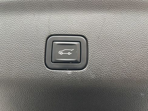 Certified 2023 GMC Yukon SLT image 22