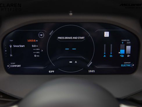 Used 2025 McLaren Artura Spider image 27