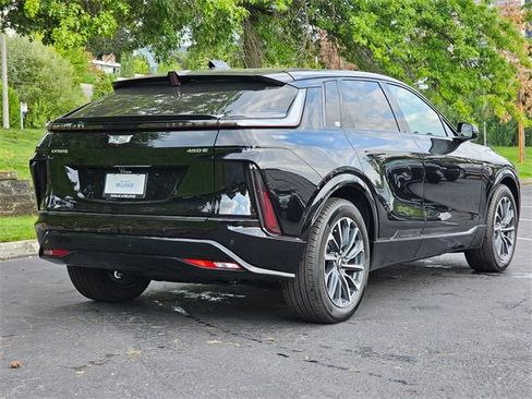 New 2025 Cadillac Lyriq Sport image 5