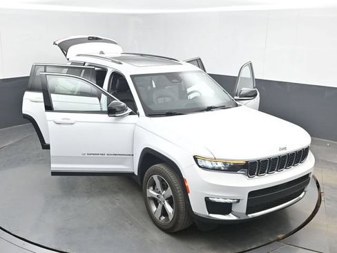 Used 2021 Jeep Grand Cherokee L Limited AWD/4WD image 49