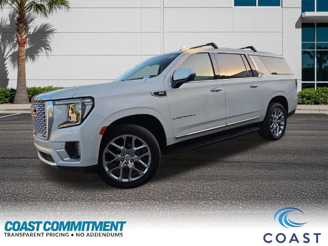 Certified 2024 GMC Yukon XL Denali AWD/4WD image 1