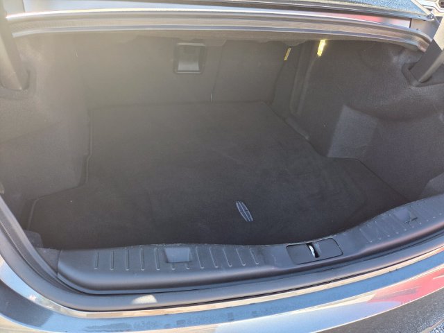 Used 2017 Lincoln MKZ Reserve FWD image 15