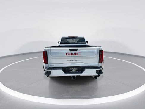 New 2026 GMC Sierra 3500 Denali w/ Denali Reserve Package AWD/4WD image 7