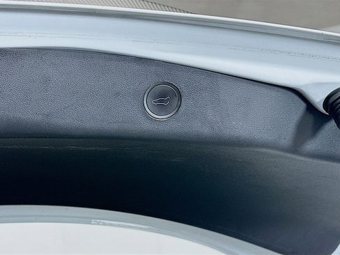 Used 2023 Tesla Model 3 Standard Range RWD image 31