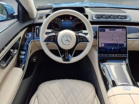 Certified 2025 Mercedes-Benz S 580 4MATIC Sedan image 12