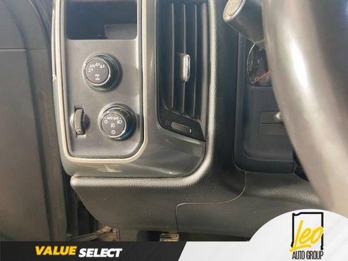 Used 2017 Chevrolet Silverado 1500 LT w/ All Star Edition AWD/4WD image 11